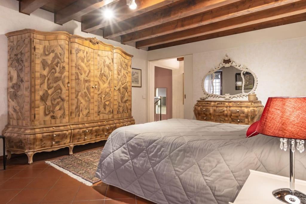 Residenza Angels @piazzadelleerbe Apartment
